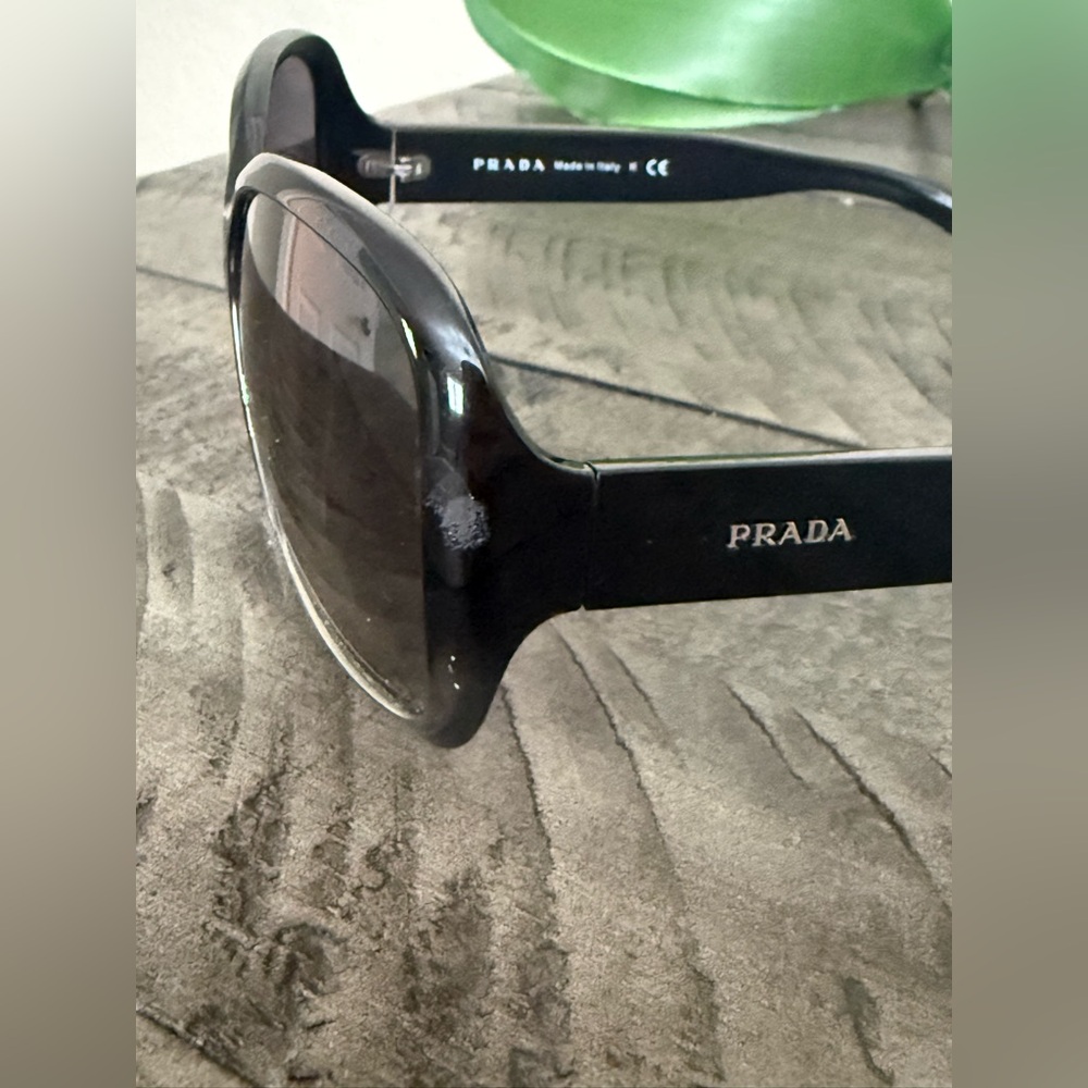 Prada Black Sunglasses - Picture 2 of 16